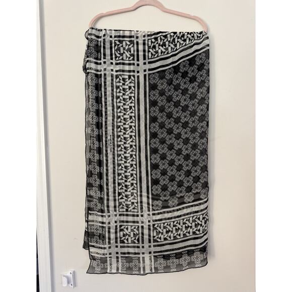 Mila Schon Concept Silk Scarf Black/white 40x40 - Picture 4 of 5